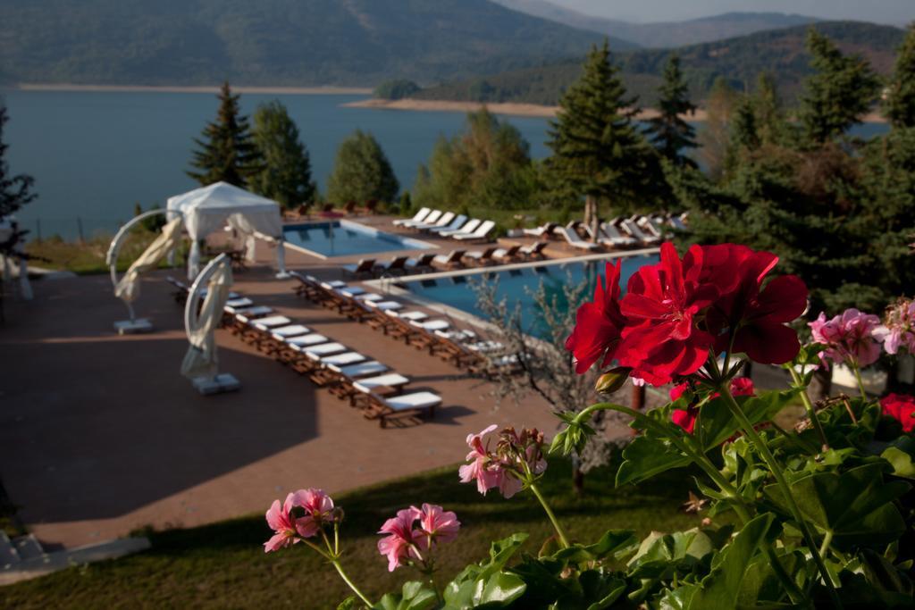 Radika Mountain Resort Mavrovo Exteriör bild