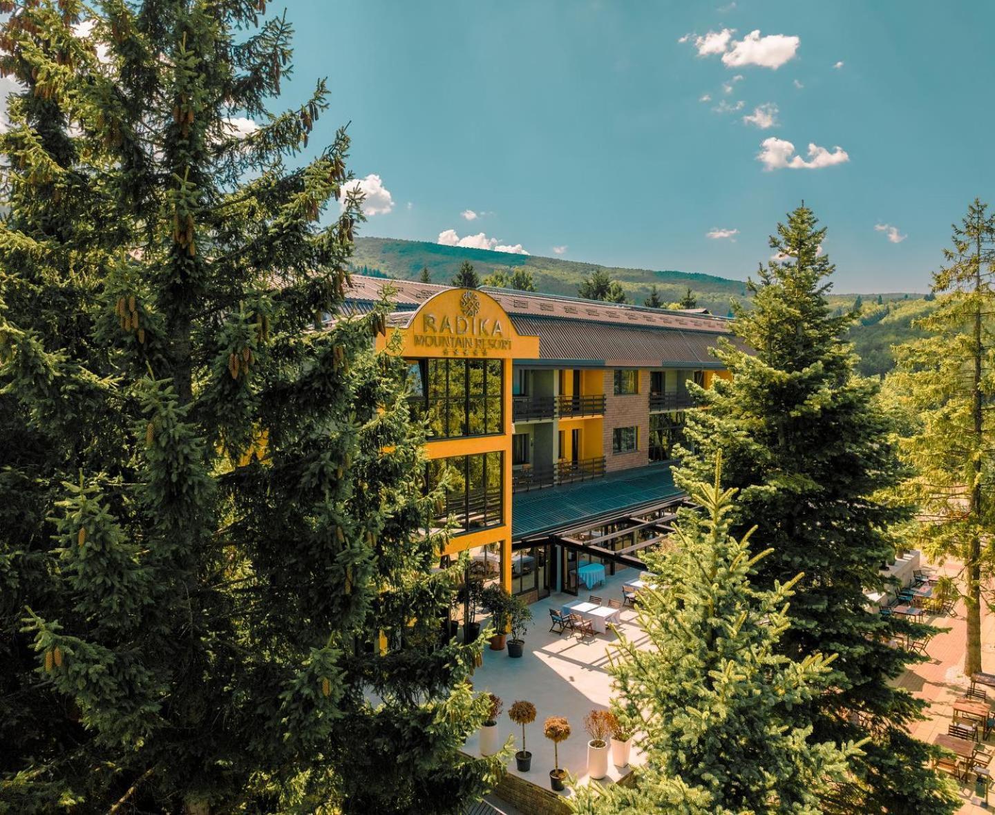 Radika Mountain Resort Mavrovo Exteriör bild