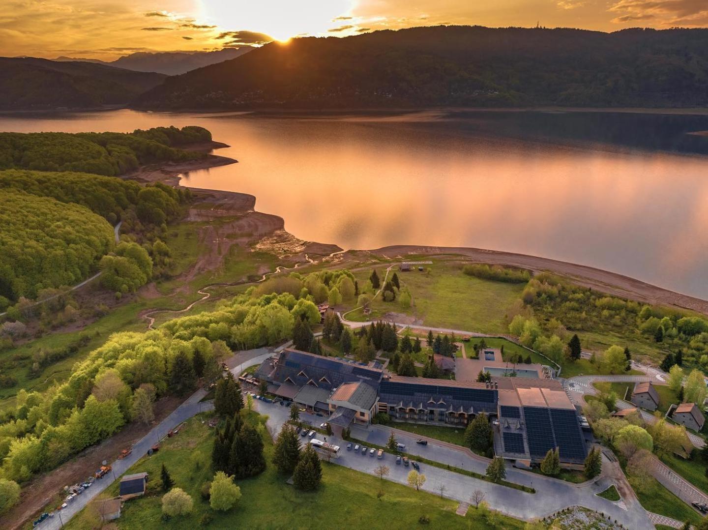 Radika Mountain Resort Mavrovo Exteriör bild